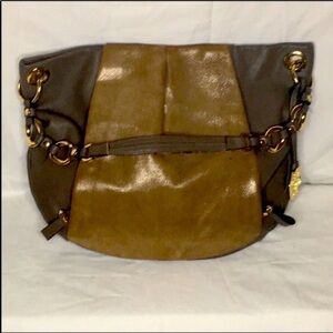 Vince Camuto toupe and metallic platinum hobo